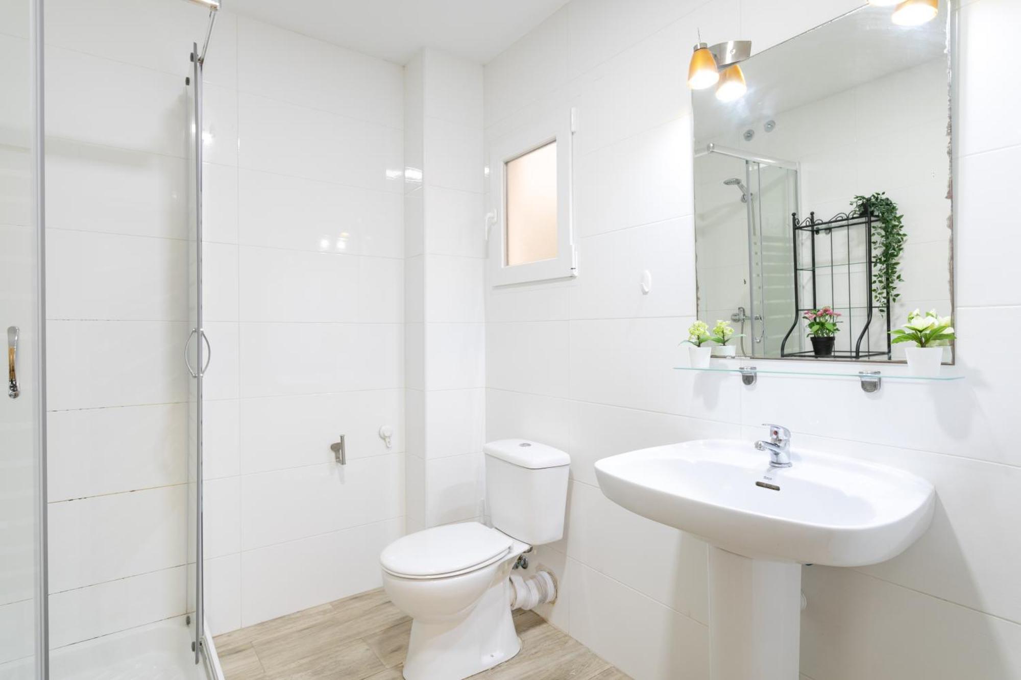 Apartamentos San Leandro, Centro Alicante Bagian luar foto