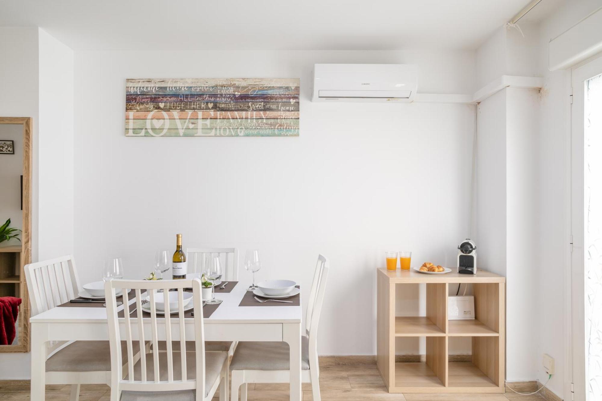Apartamentos San Leandro, Centro Alicante Bagian luar foto