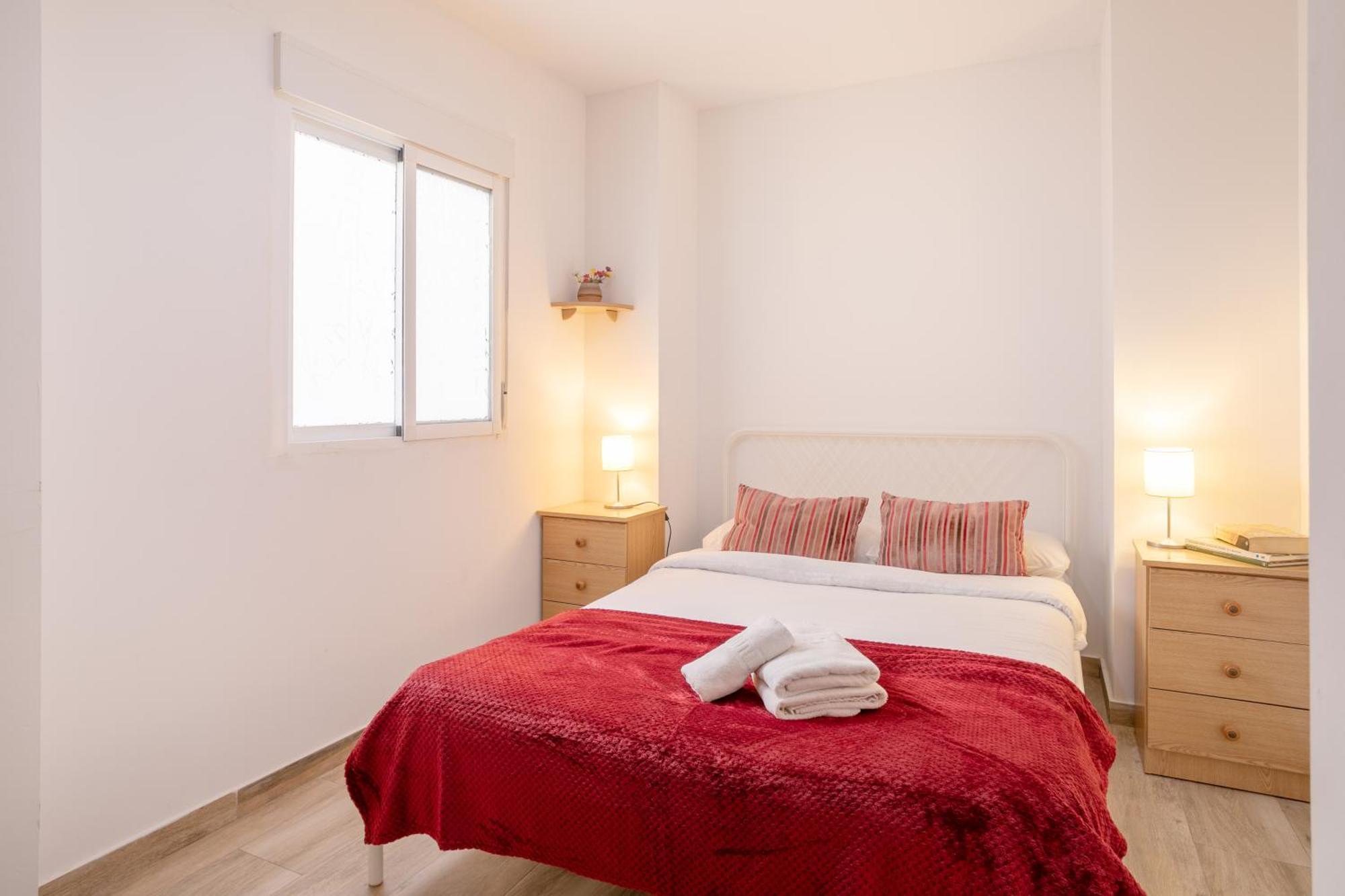 Apartamentos San Leandro, Centro Alicante Bagian luar foto